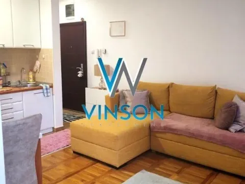 Prodaja, stan, 26m², Adamovićevo Naselje, Novi Sad Sve Podlokacije - image 1