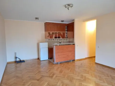 Sale, two bedroom apartment, 65m², Vračar Hram, Vračar Sve Podlokacije
