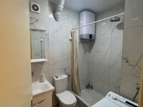 Izdavanje, dvosoban stan, 700m², Preko Morače, Podgorica - image 7