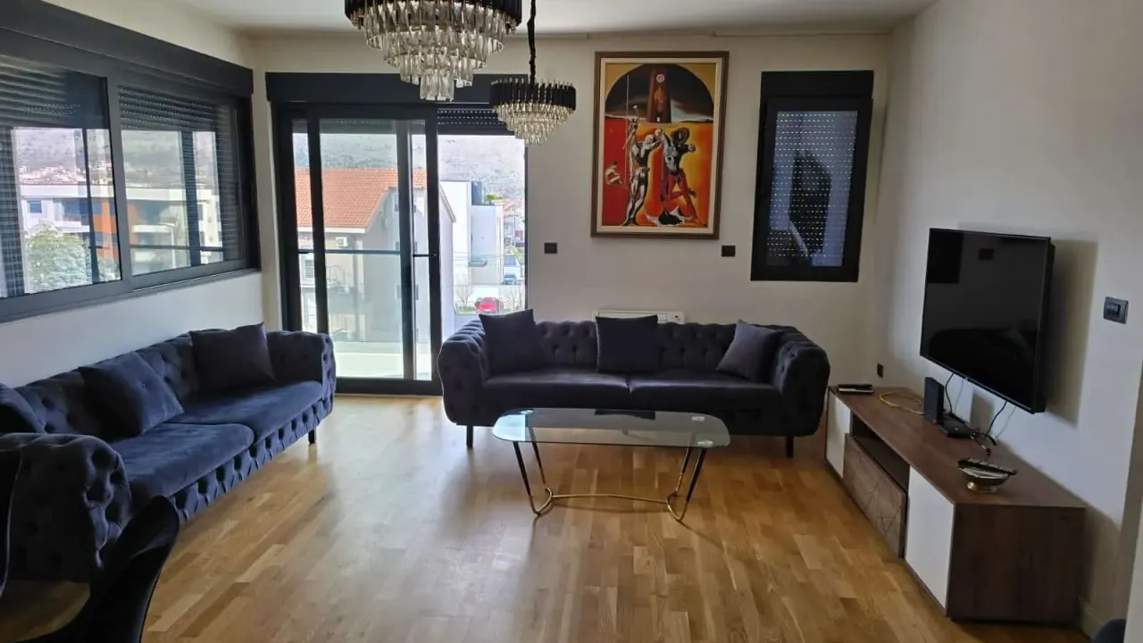 Rent, three bedroom apartment, 130m², Tološi, Podgorica