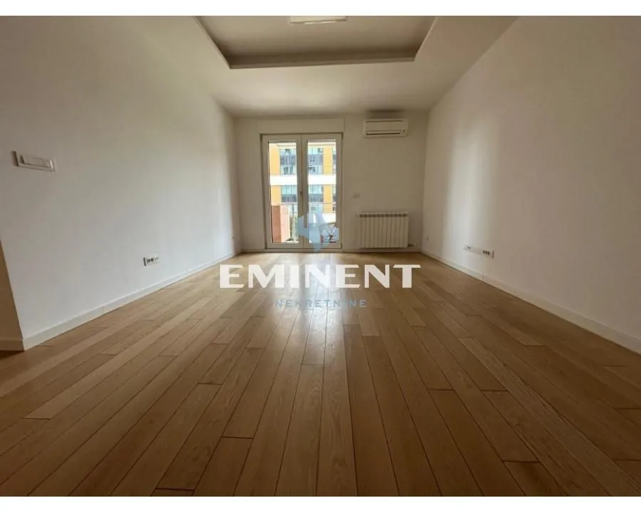 Rent, three bedroom apartment, 69m², Novi Beograd Blok 67, Novi Beograd Sve Podlokacije