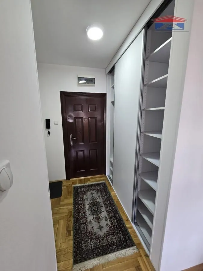 Izdavanje, garsonjera, 25m², Telep, Novi Sad Sve Podlokacije