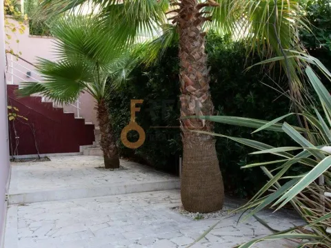 Prodaja, kuća, 239m², Krašići, Tivat - image 14