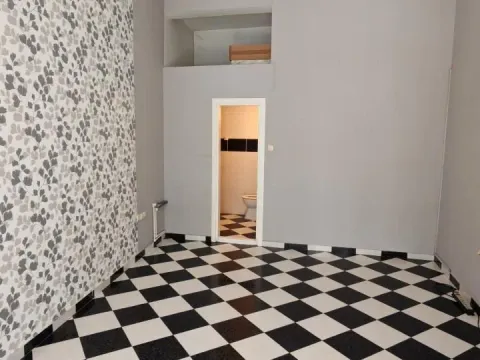 Rent, office space, 30m², Bulevar Oslobodjenja, Novi Sad Sve Podlokacije - image 4