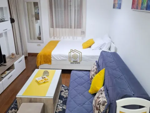 Rent, apartment, 30m², Stara Varoš, Podgorica - image 1