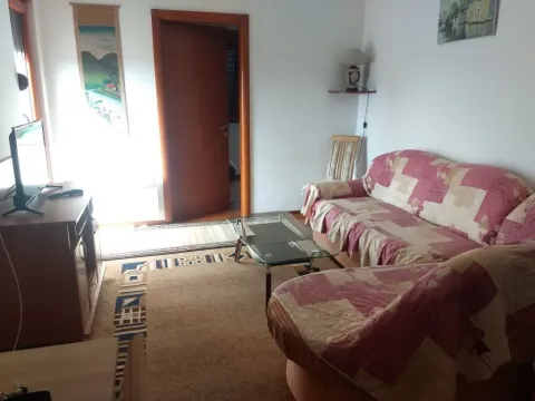 Prodaja, jednosoban stan, 35m², Centar, Nikšić - image 2