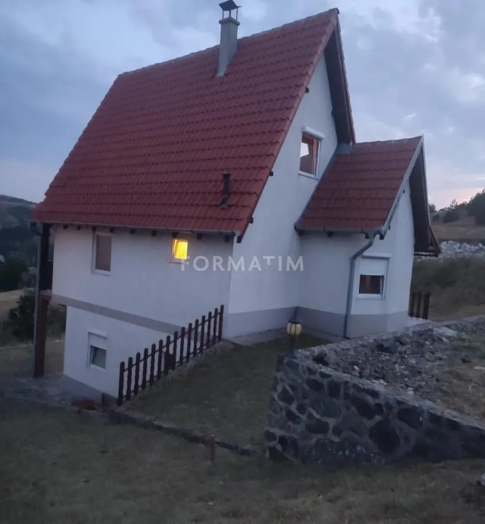 Sale, house, 114m², Gajevi, Zlatibor