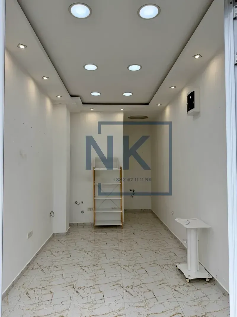 Izdavanje, poslovni prostor, 18m², 1 maj, Podgorica