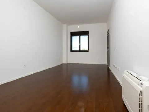 Sale, three bedroom apartment, 90m², Gornja Gorica, Podgorica - image 2