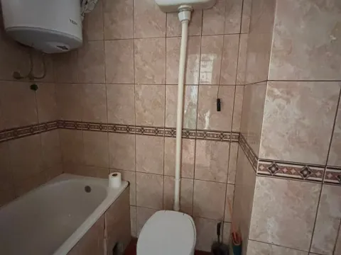 Prodaja, jednosoban stan, 42m², Preko Morače, Podgorica - image 12