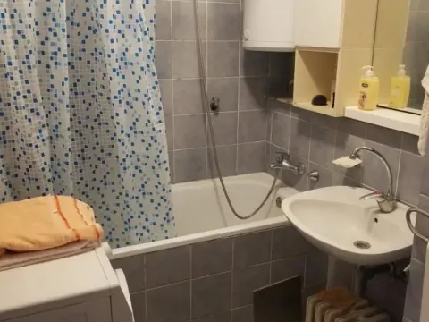 Rent, two bedroom apartment, 50m², Sajmište, Novi Sad - image 10