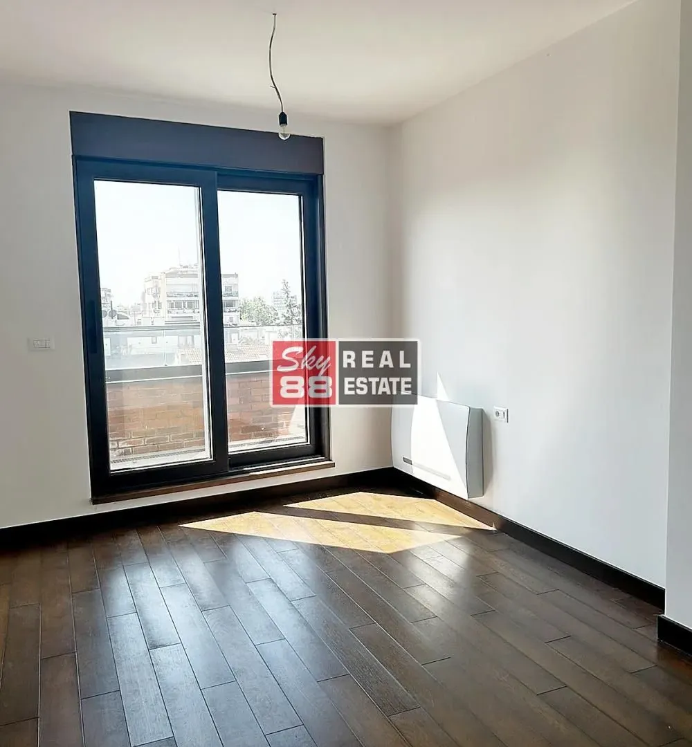 Sale, four bedroom apartment, 126m², Kalenić Pijaca, Vračar Sve Podlokacije