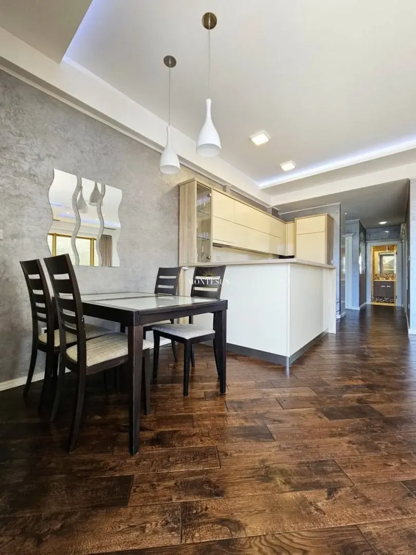 Rent, two bedroom apartment, 89m², Centar, Budva