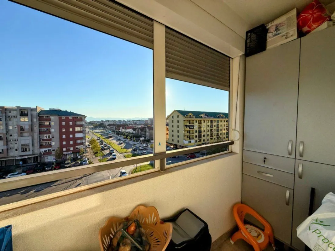 Prodaja, trosoban stan, 78m², Stari Aerodrom, Podgorica