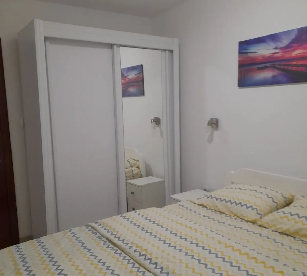 Izdavanje, dvosoban stan, 51m², Kalimanj, Tivat