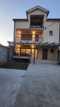 Rent, house, 280m², Stara Varoš, Podgorica - image 6