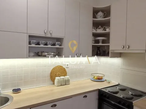 Prodaja, dvosoban stan, 74m², City Kvart, Podgorica - image 12