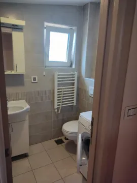 Izdavanje, trosoban stan, 105m², Lekino Brdo, Voždovac Sve Podlokacije - image 12