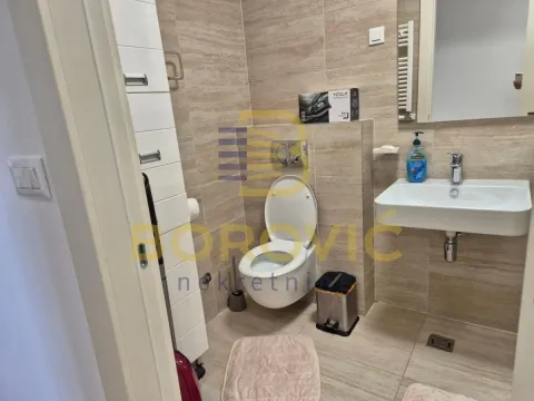 Izdavanje, četvorosoban stan, 105m², Novi Beograd Sve Podlokacije, Beograd - image 11