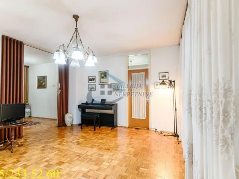 Sale, three bedroom apartment, 73m², Vračar Sve Podlokacije, Beograd - image 7