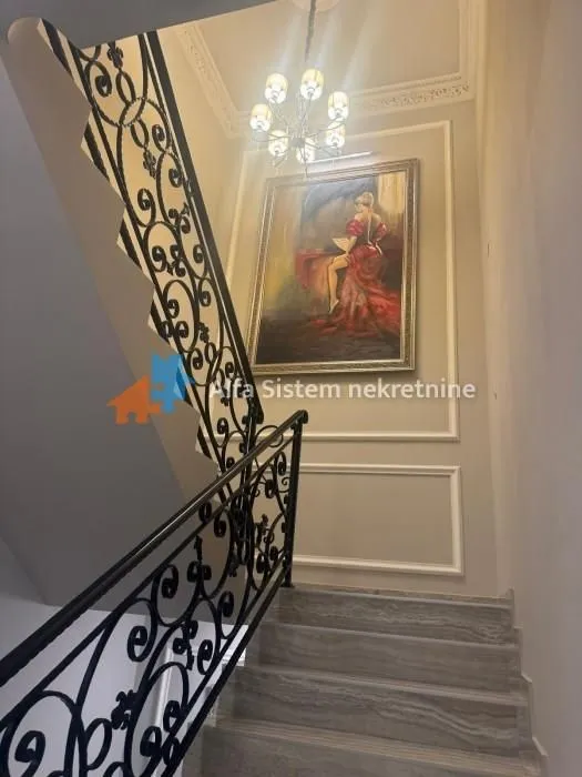 Izdavanje, stan, 215m², Savski Venac, Beograd