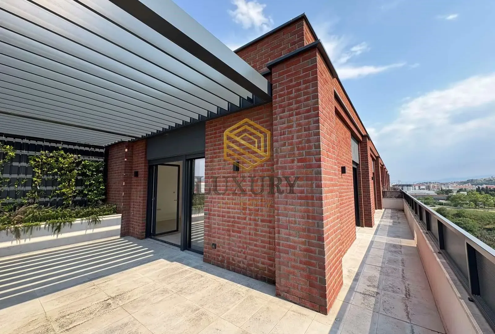 Prodaja, dvosoban stan, 118m², Preko Morače, Podgorica