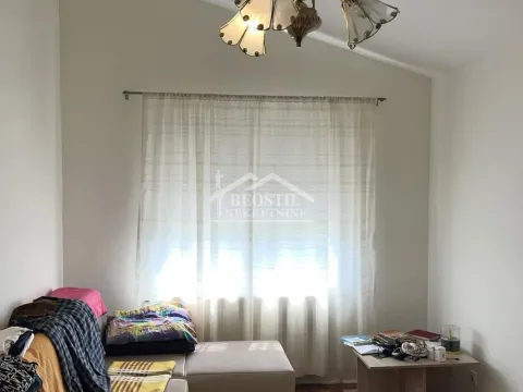 Prodaja, kuća, 341m², Grocka, Beograd - image 16