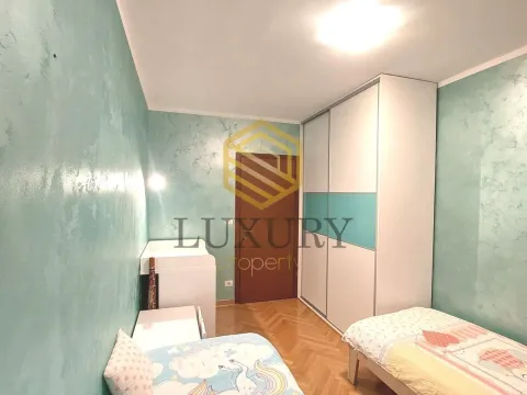 Rent, two bedroom apartment, 88m², City Kvart, Podgorica - image 4