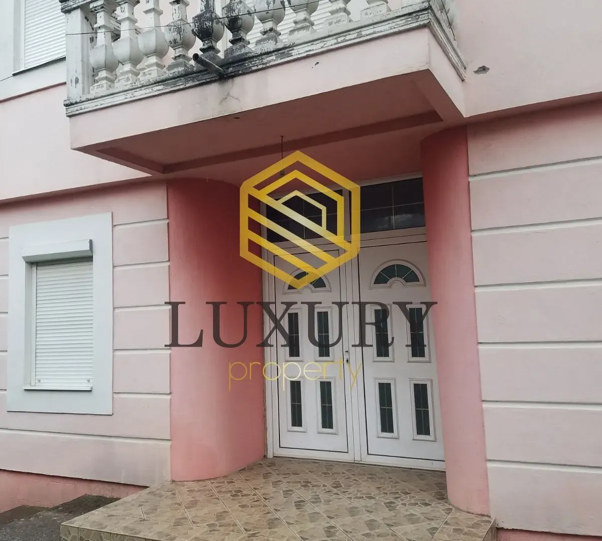 Rent, apartment, 120m², Zlatica, Podgorica