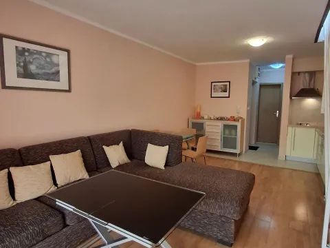 Sale, one bedroom apartment, 52m², Bečići, Budva - image 9