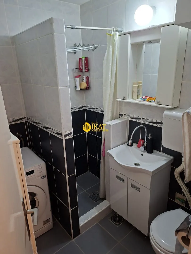 Sale, two bedroom apartment, 51m², Karaburma, Palilula Sve Podlokacije