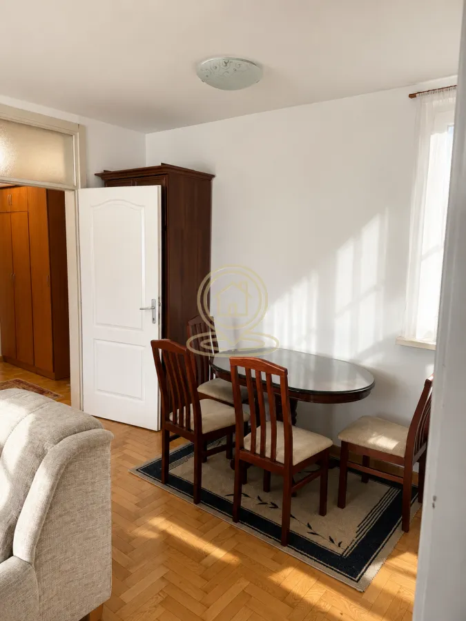 Rent, three bedroom apartment, 65m², Savski Venac, Beograd