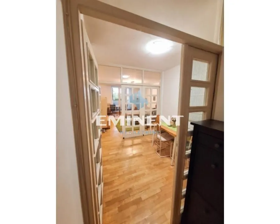 Izdavanje, dvosoban stan, 62m², Stari Grad, Beograd