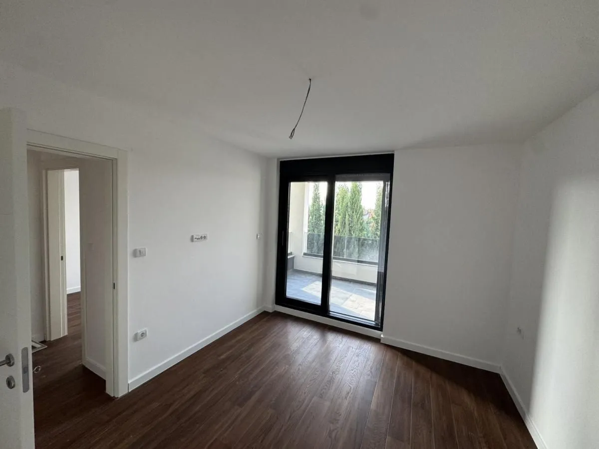Prodaja, stan, 136m², Telep, Novi Sad Sve Podlokacije