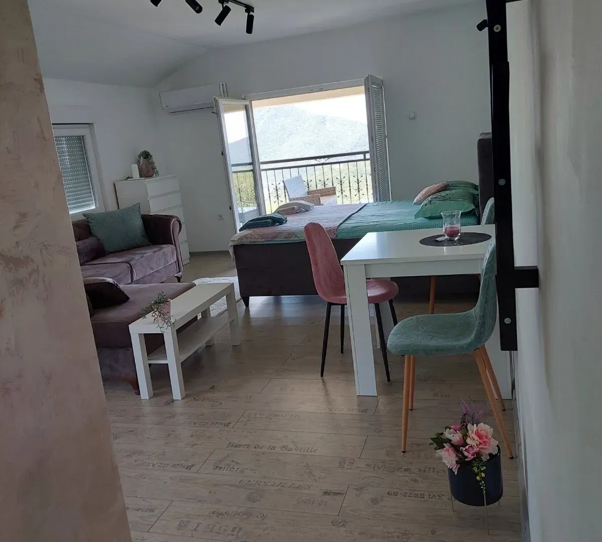 Izdavanje, garsonjera, 35m², Podi, Herceg Novi