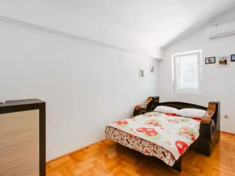 Prodaja, dvosoban stan, 82m², Budva, Crna Gora - image 2