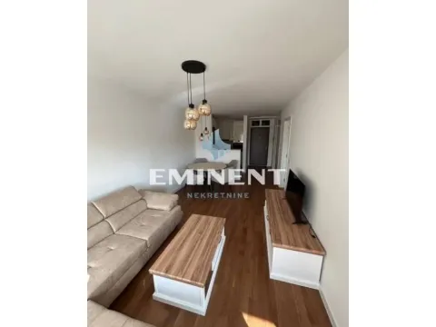 Izdavanje, dvosoban stan, 45m², Zemun Gornji Grad, Zemun Sve Podlokacije - image 3