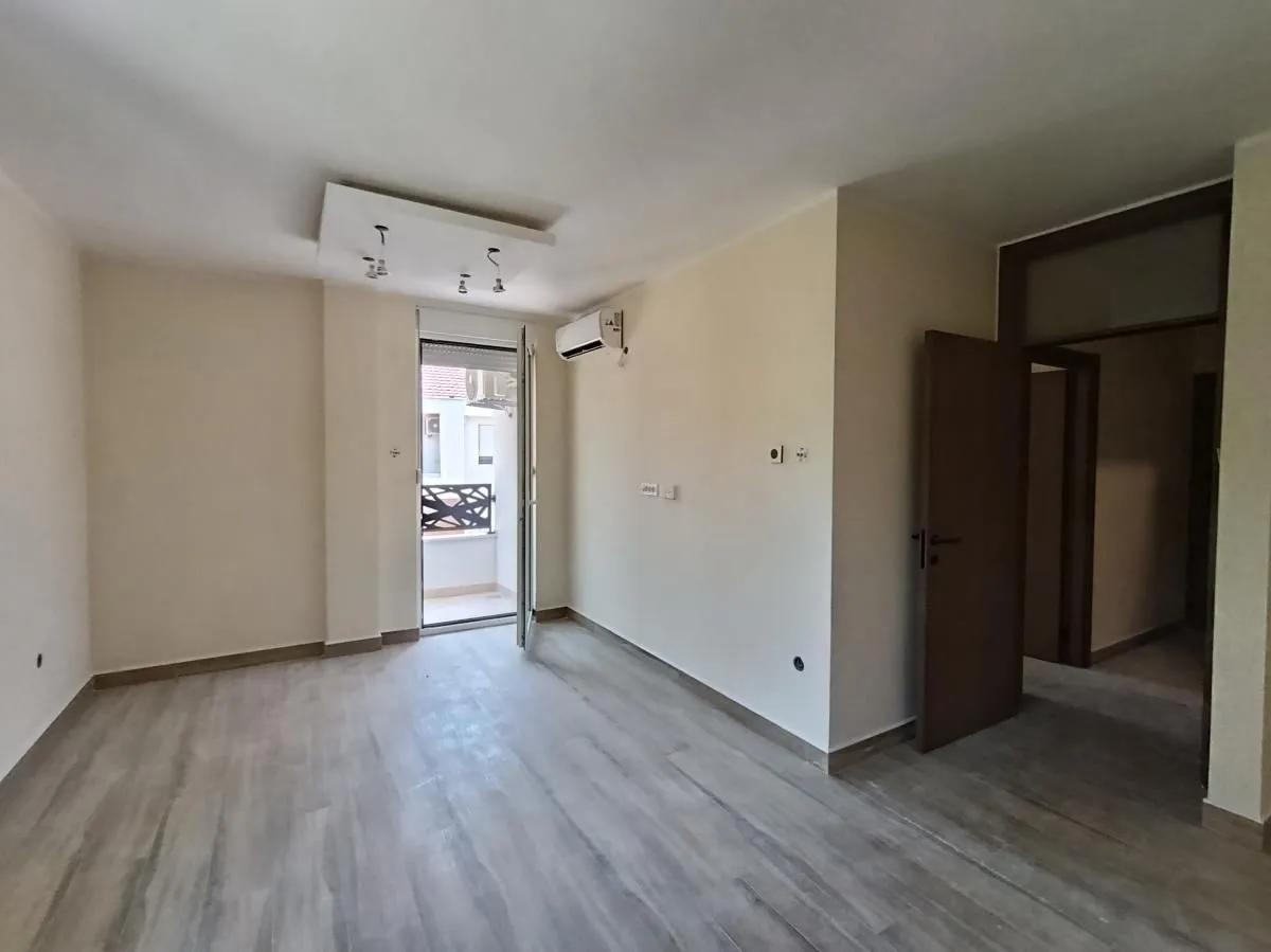 Prodaja, dvosoban stan, 41m², Sajmište, Novi Sad