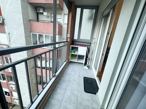 Sale, one bedroom apartment, 43m², Stari Aerodrom, Podgorica - image 8