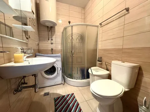 Rent, one bedroom apartment, 40m², Ljubović, Podgorica - image 12