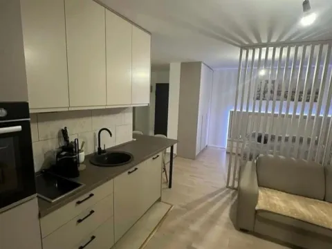 Izdavanje, jednosoban stan, 44m², Tivat, Crna Gora - image 3