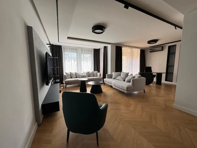 Prodaja, trosoban stan, 107m², Klinički Centar, Beograd
