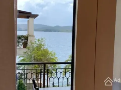 Prodaja, jednosoban stan, 83m², Centar, Tivat - image 6