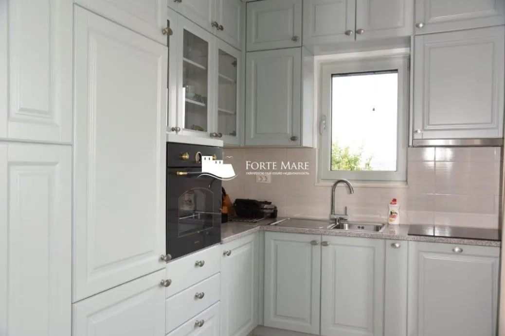 Sale, house, 203m², Tivat, Crna Gora