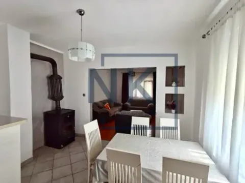 Izdavanje, dvosoban stan, 90m², Stari Aerodrom, Podgorica - image 5