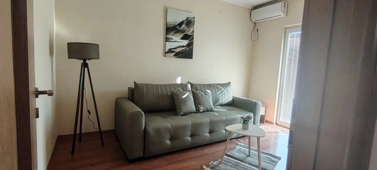 Rent, one bedroom apartment, 50m², Donja Lastva, Tivat