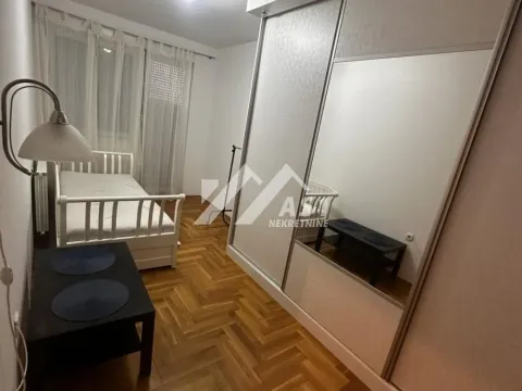 Izdavanje, trosoban stan, 68m², Bulevar Evrope, Novi Sad Sve Podlokacije - image 6