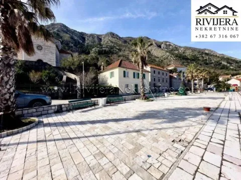 Sale, house, 313m², Muo, Kotor - image 5