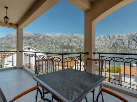 Prodaja, stan, 440m², Stoliv, Kotor - image 37