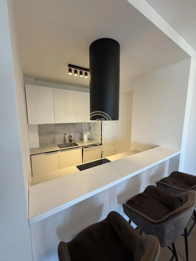 Rent, three bedroom apartment, 69m², Palilula Sve Podlokacije, Beograd